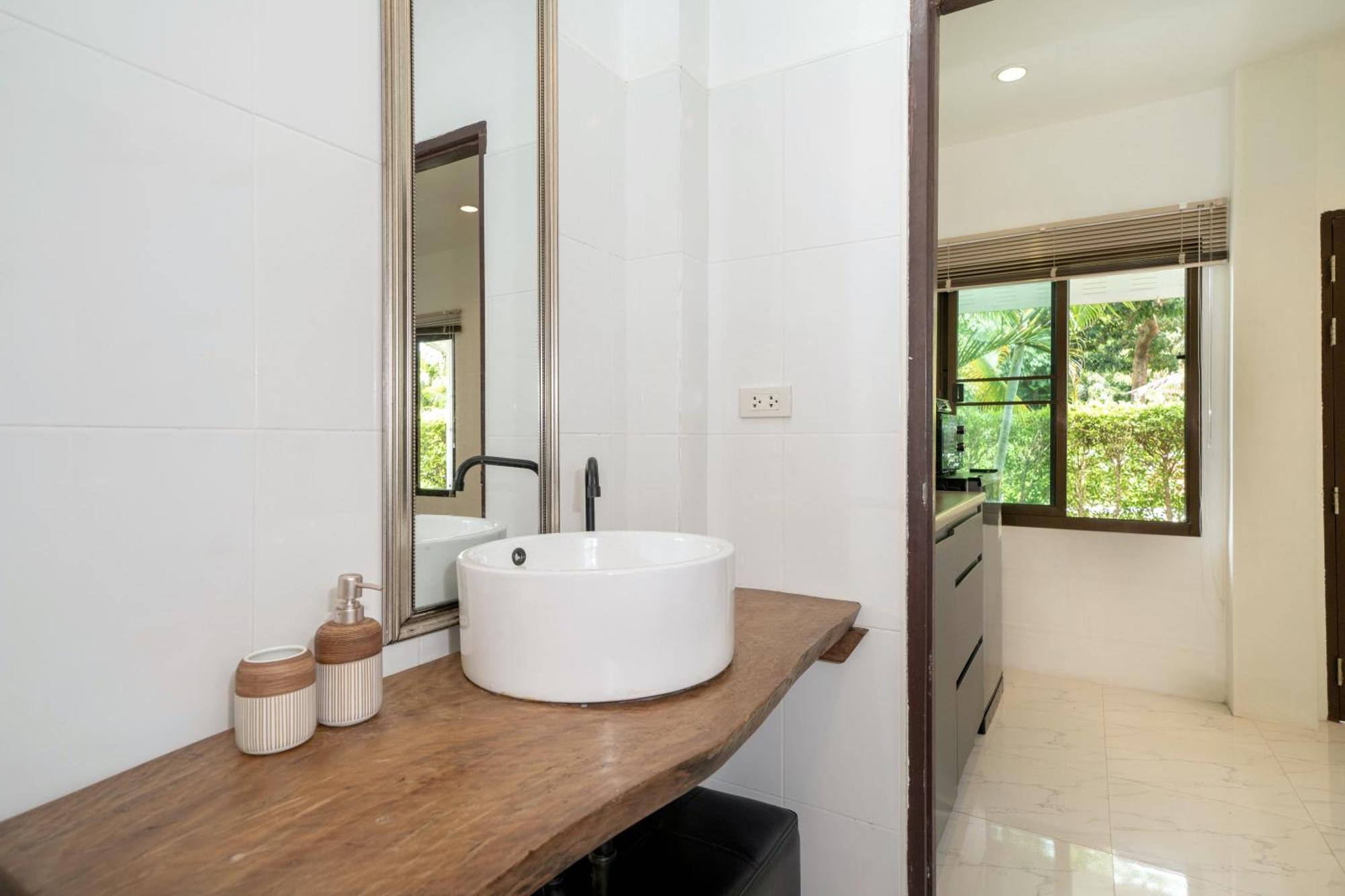 Oxavia Garden Oasis In Nai Harn - Your Private Tropical Garden With 3 Cabins And Jacuzzi Rawai Buitenkant foto